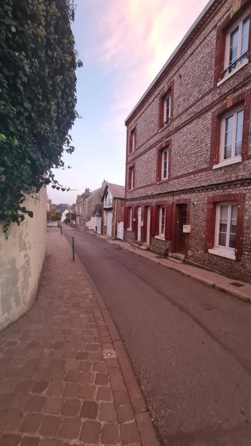 pied à terre hyper centre tout confort Étretat Extérieur photo